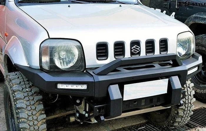 Suzuki Jimny: storia e caratteristiche di un mito